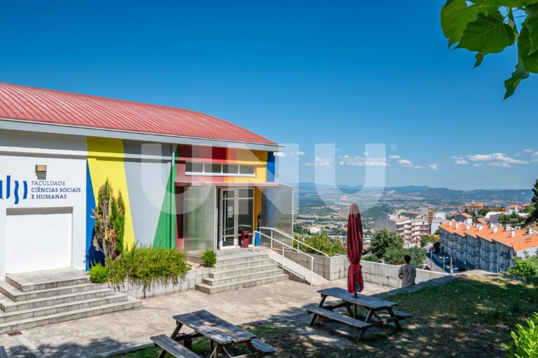 Apartamento T3 para Venda em Covilhã e Canhoso Foto 28