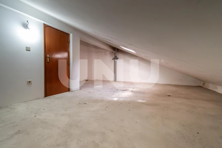 Apartamento T3 para Venda em Covilhã e Canhoso Foto 25