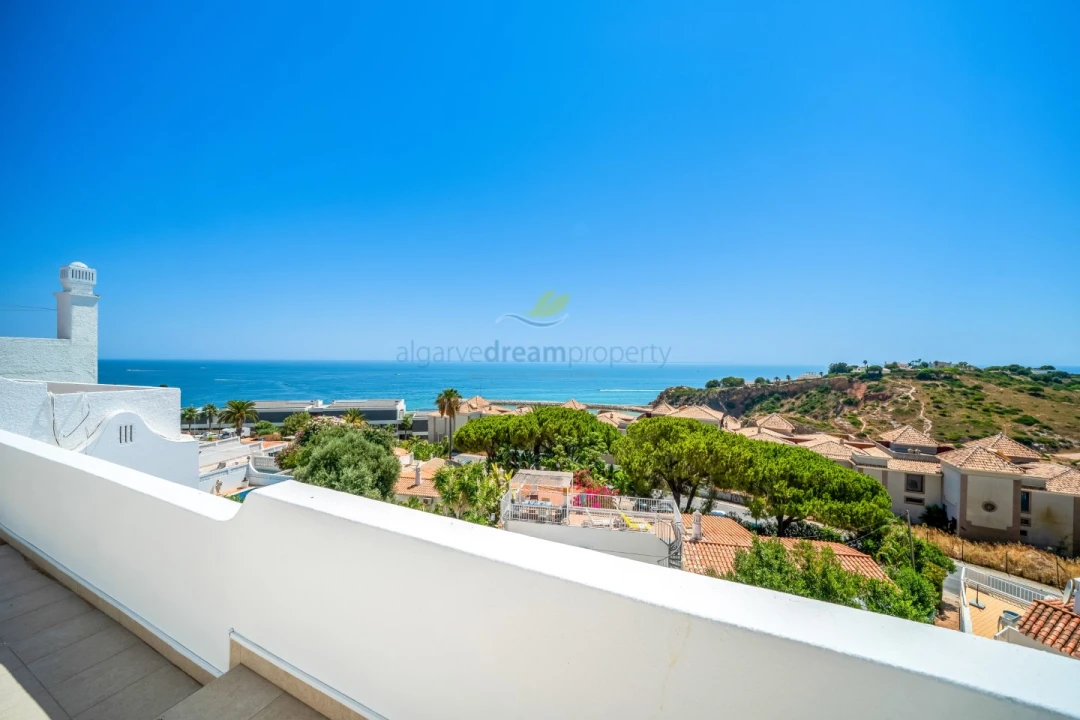 Moradia T3 para Venda em Albufeira e Olhos de Água Foto 42