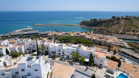 Moradia T3 para Venda em Albufeira e Olhos de Água