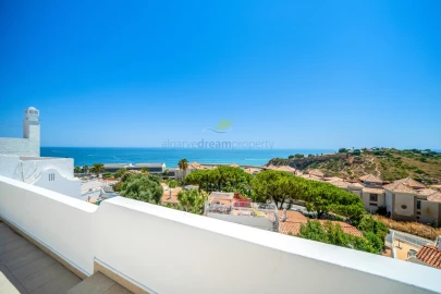 Moradia T3 para Venda em Albufeira e Olhos de Água