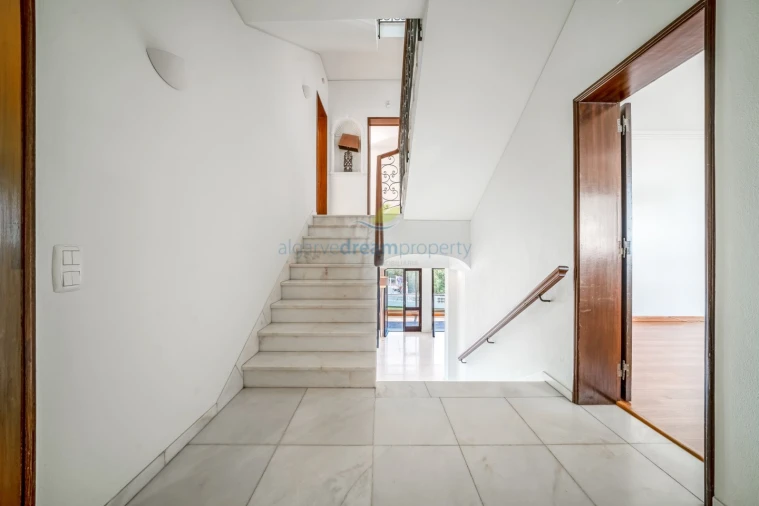 Moradia T3 para Venda em Albufeira e Olhos de Água Foto 41