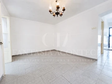 Moradia T6 para Venda em Crato e Mártires, Flor da Rosa e Vale do Peso
