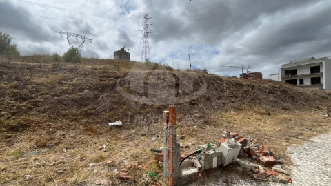 Terreno para Venda em Vialonga