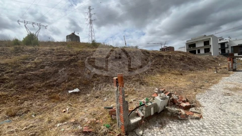 Terreno para Venda em Vialonga