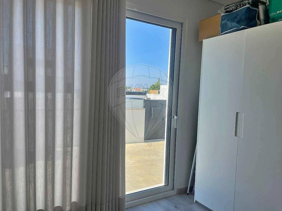 Moradia T4 para Venda em Marvila, Ribeira Santarém, São Salvador, São Nicolau Foto 24
