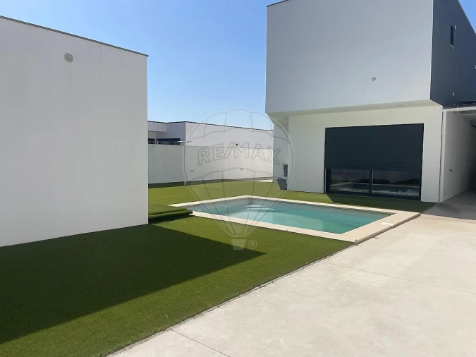 Moradia T4 para Venda em Marvila, Ribeira Santarém, São Salvador, São Nicolau Foto 17