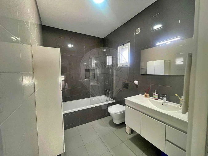 Moradia T4 para Venda em Marvila, Ribeira Santarém, São Salvador, São Nicolau Foto 26