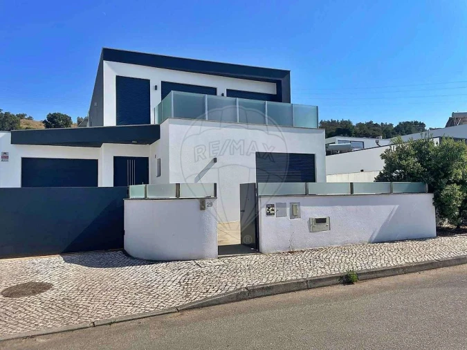 Moradia T4 para Venda em Marvila, Ribeira Santarém, São Salvador, São Nicolau Foto 41