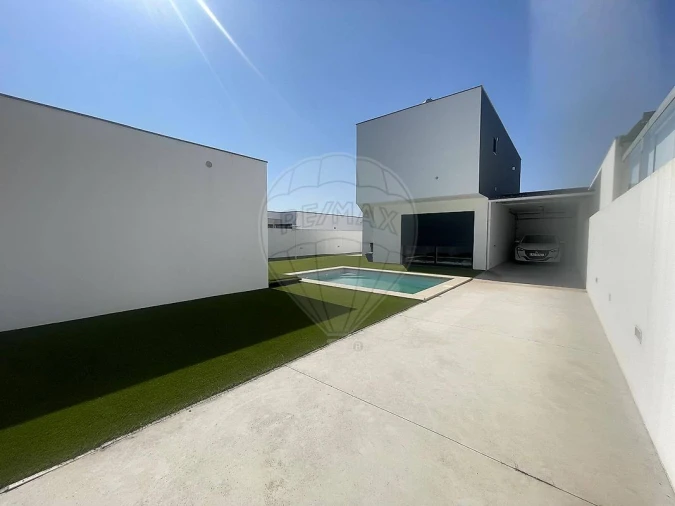 Moradia T4 para Venda em Marvila, Ribeira Santarém, São Salvador, São Nicolau Foto 15