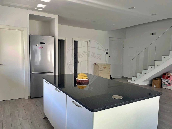Moradia T4 para Venda em Marvila, Ribeira Santarém, São Salvador, São Nicolau Foto 25