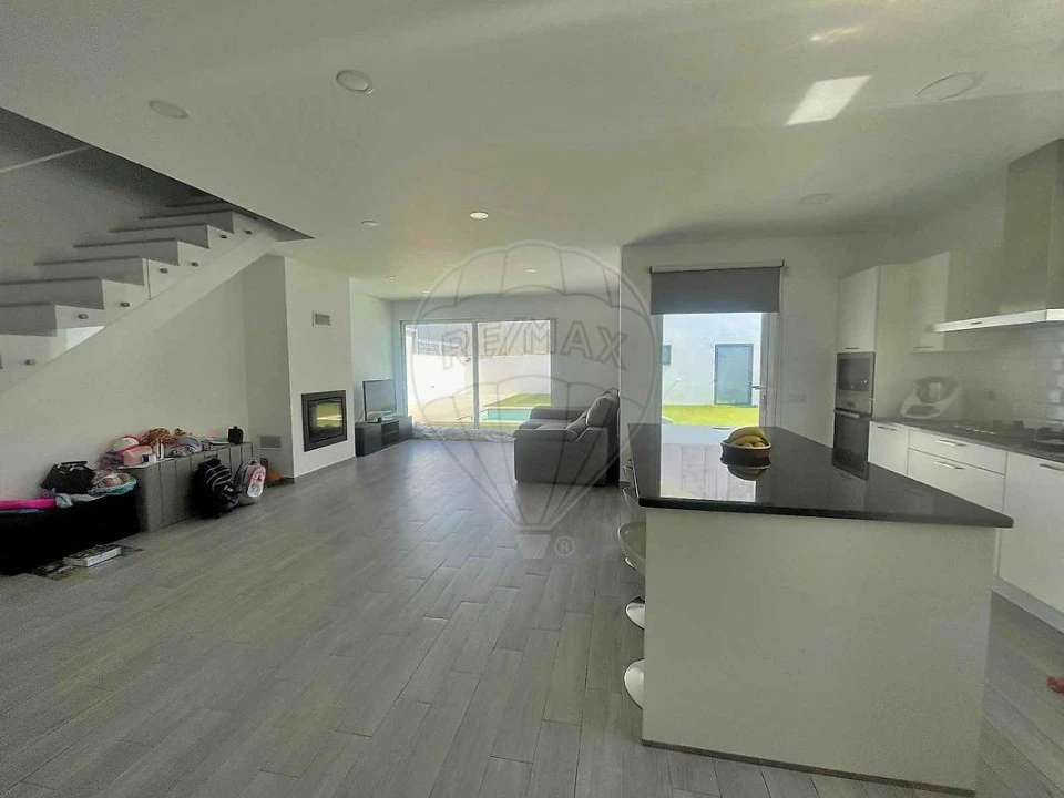 Moradia T4 para Venda em Marvila, Ribeira Santarém, São Salvador, São Nicolau Foto 18