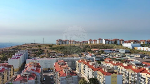 Apartamento T2 para Venda em Queluz e Belas