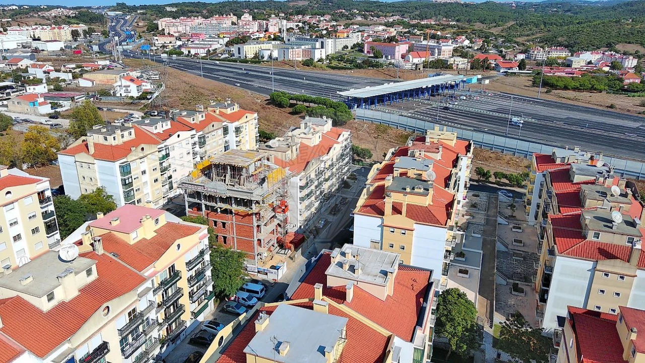 Apartamento T3 para Venda em Queluz e Belas Foto 11
