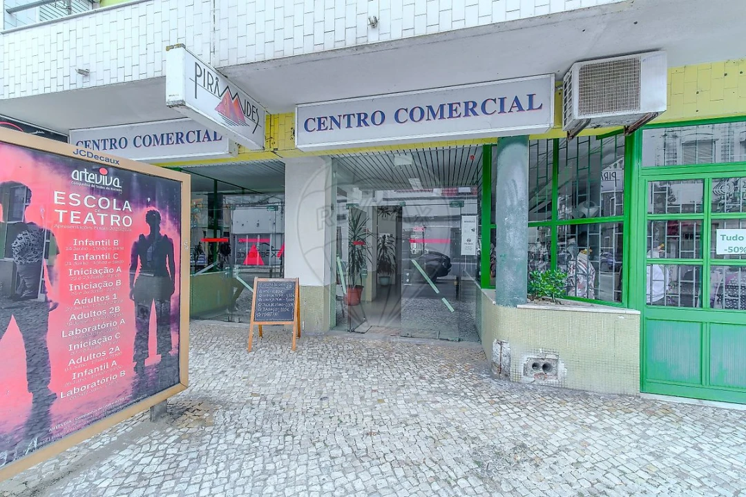 Negócio para Venda em Barreiro e Lavradio Foto 1