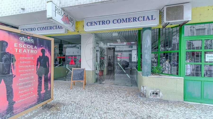 Negócio para Venda em Barreiro e Lavradio