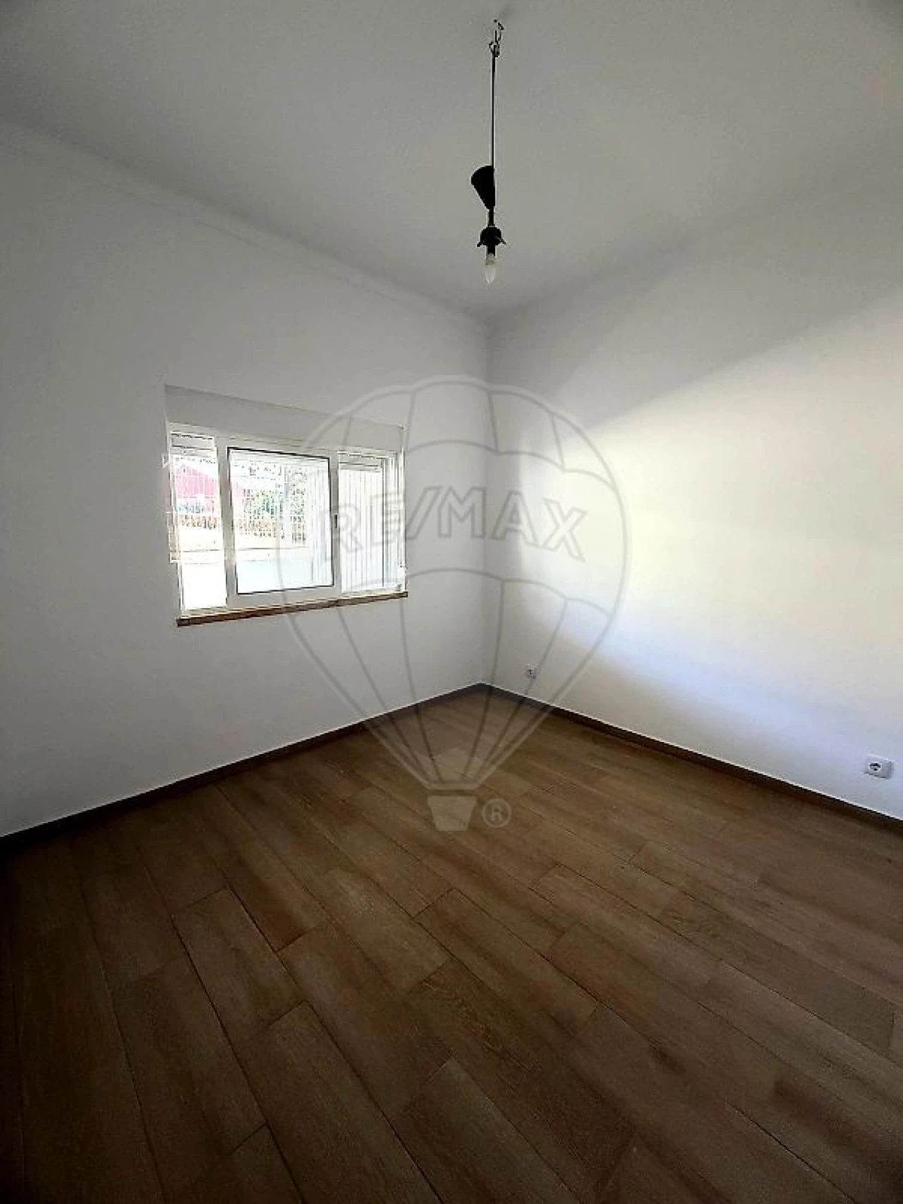 Moradia T2 para Arrendamento em Quinta do Anjo Foto 6