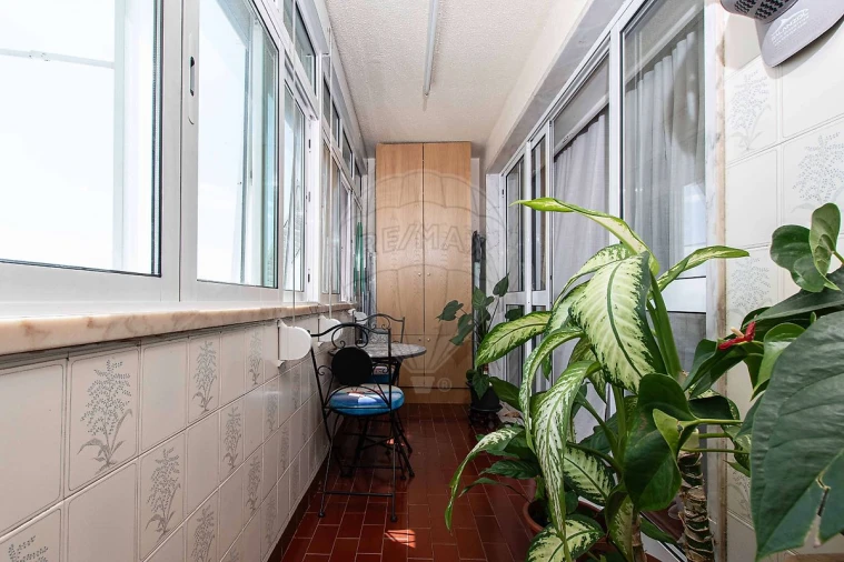 Apartamento T3 para Venda em Póvoa de Santo Adrião e Olival Basto Foto 16