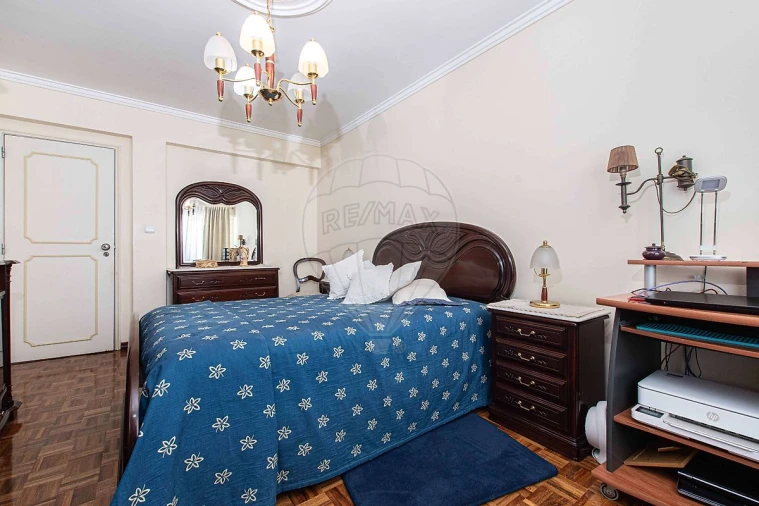 Apartamento T3 para Venda em Póvoa de Santo Adrião e Olival Basto Foto 20