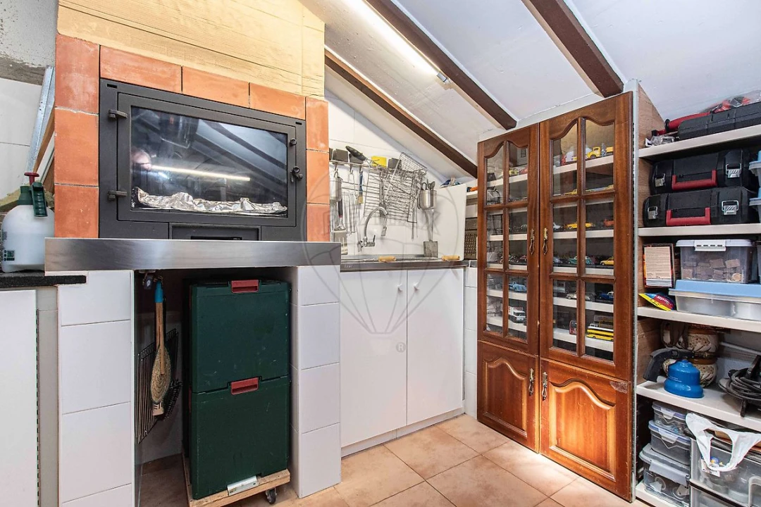 Apartamento T3 para Venda em Póvoa de Santo Adrião e Olival Basto Foto 28
