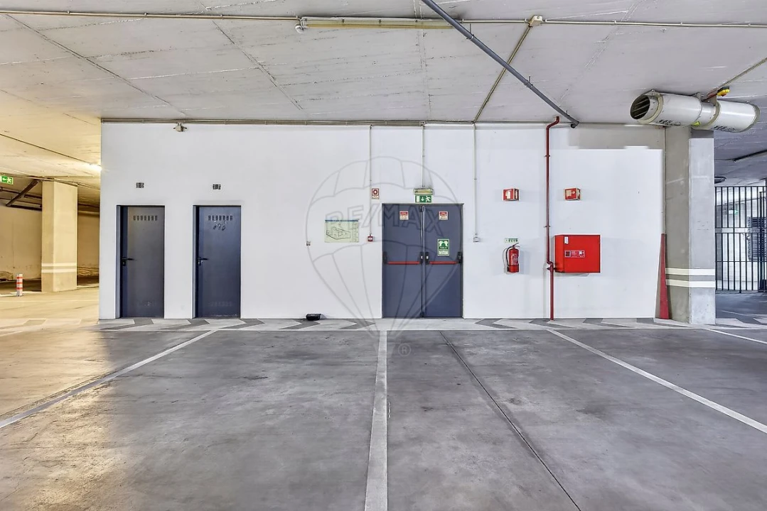 Garagem para Venda em Marvila, Ribeira Santarém, São Salvador, São Nicolau Foto 10