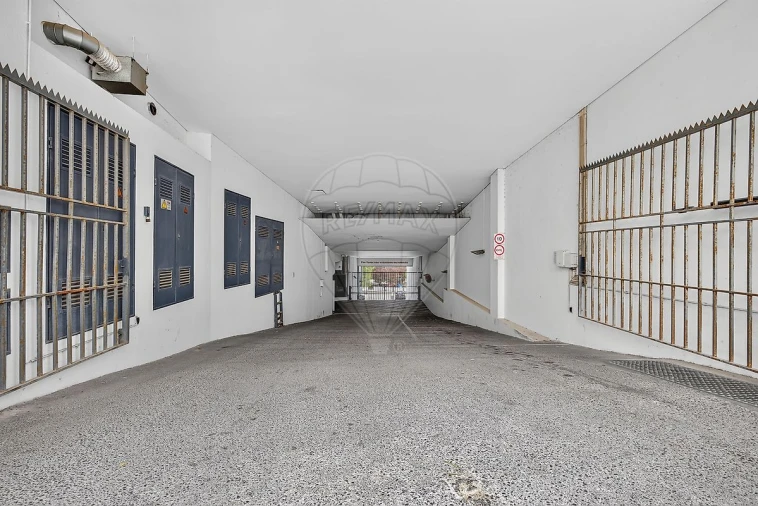 Garagem para Venda em Marvila, Ribeira Santarém, São Salvador, São Nicolau Foto 14