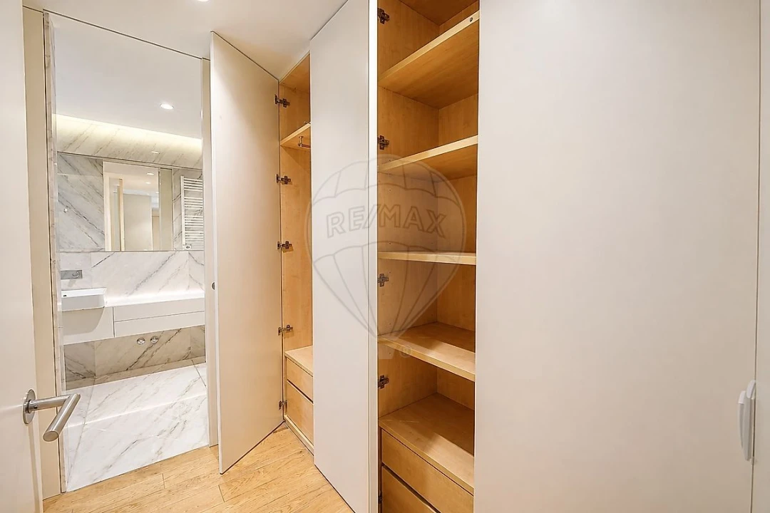 Apartamento T2 para Venda em Santa Marinha e São Pedro da Afurada Foto 32