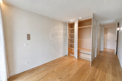Apartamento T2 para Venda em Santa Marinha e São Pedro da Afurada