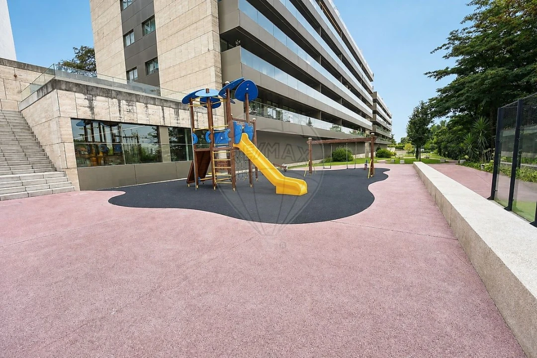 Apartamento T2 para Venda em Santa Marinha e São Pedro da Afurada Foto 1