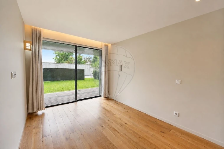 Apartamento T2 para Venda em Santa Marinha e São Pedro da Afurada Foto 28