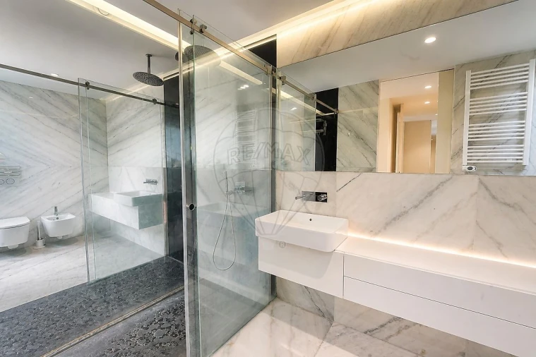 Apartamento T2 para Venda em Santa Marinha e São Pedro da Afurada Foto 35
