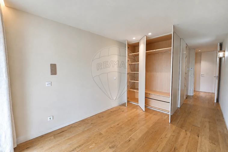 Apartamento T2 para Venda em Santa Marinha e São Pedro da Afurada Foto 37