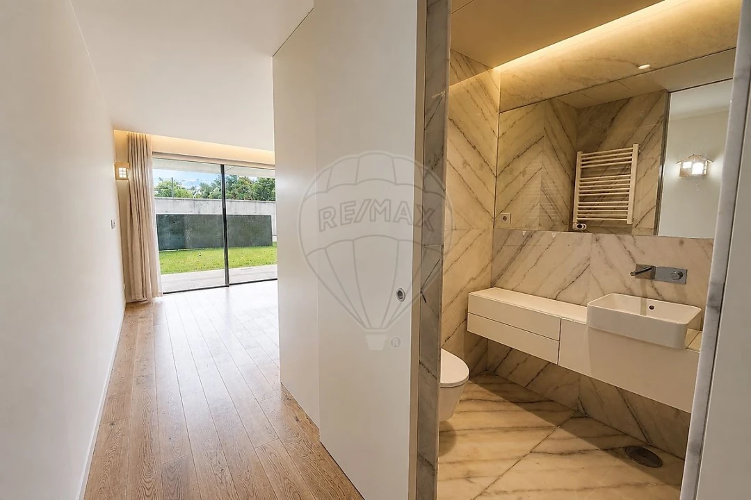 Apartamento T2 para Venda em Santa Marinha e São Pedro da Afurada Foto 26