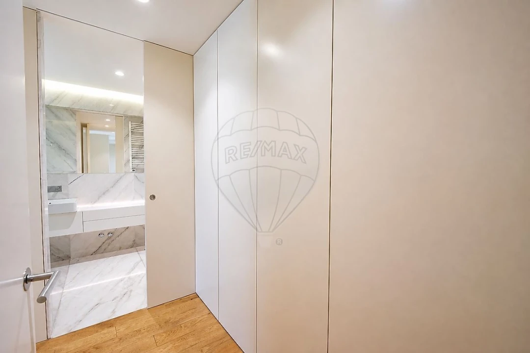 Apartamento T2 para Venda em Santa Marinha e São Pedro da Afurada Foto 31