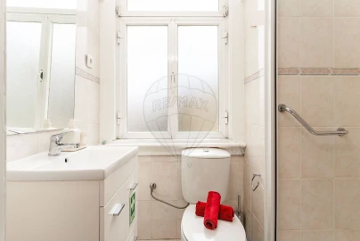 Apartamento T3 para Arrendamento em Santo António