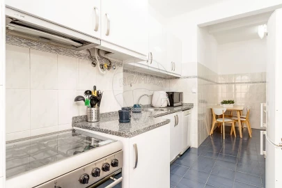 Apartamento T3 para Arrendamento em Santo António