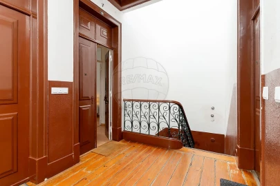 Apartamento T3 para Arrendamento em Santo António