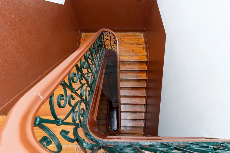 Apartamento T3 para Arrendamento em Santo António Foto 30