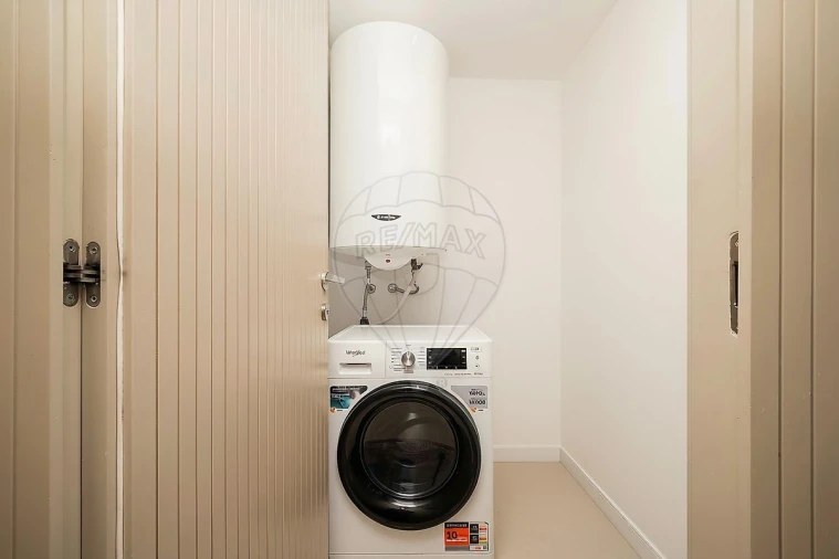 Apartamento T3 para Venda em Arroios Foto 7