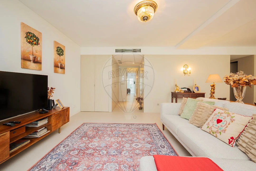 Apartamento T3 para Venda em Arroios Foto 3