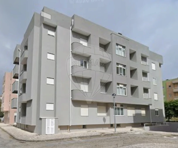 Apartamento T3 para Arrendamento em Ovar, São João, Arada e São Vicente de Pereira Jusã Foto 3