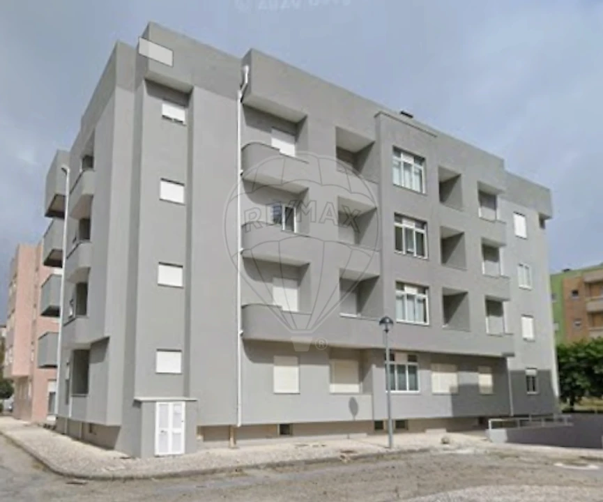 Apartamento T3 para Arrendamento em Ovar, São João, Arada e São Vicente de Pereira Jusã Foto 3