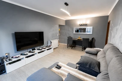 Apartamento T2 para Venda em Rio de Mouro