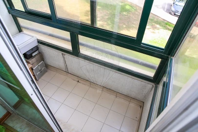 Apartamento T2 para Venda em Carregado e Cadafais