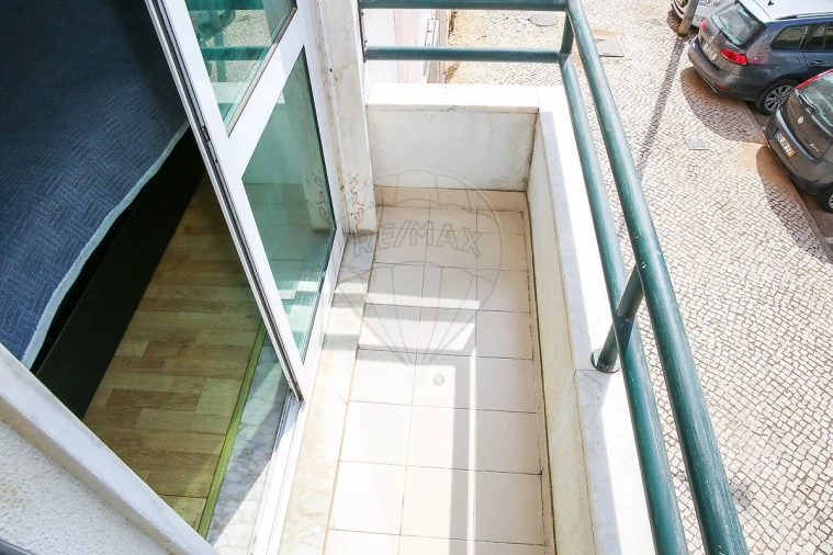Apartamento T2 para Venda em Carregado e Cadafais Foto 20
