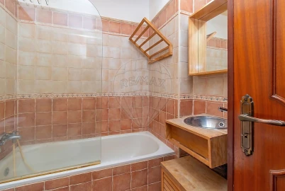 Apartamento T3 para Venda em Loures