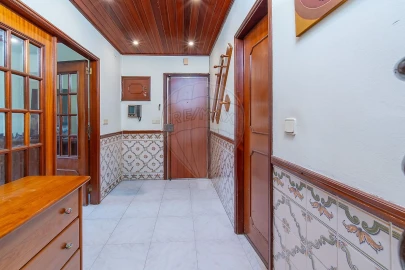 Apartamento T3 para Venda em Loures