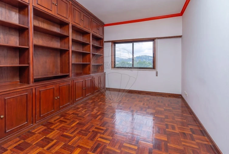 Apartamento T3 para Venda em Loures Foto 12