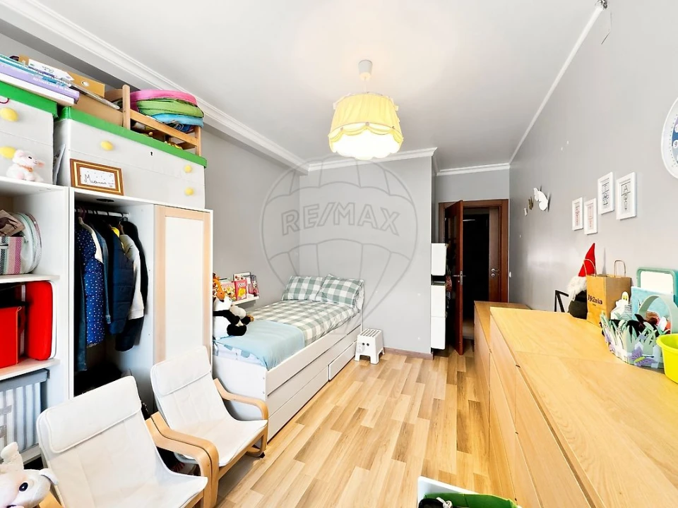 Apartamento T1 para Venda em Carregado e Cadafais Foto 13