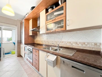 Apartamento T1 para Venda em Carregado e Cadafais